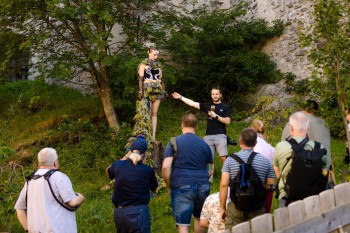 in Italien: Fototag 2027 Lora's atemberaubenden Kreationen